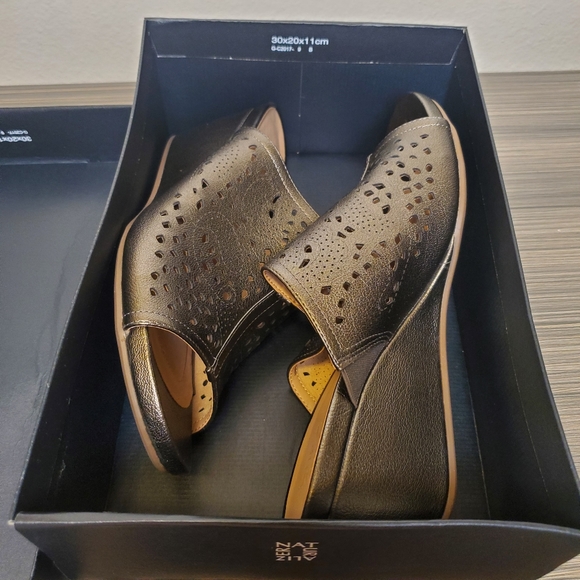 Naturalizer Charlotte Wedge. New in Box. Size 10 charcoal - Picture 3 of 6